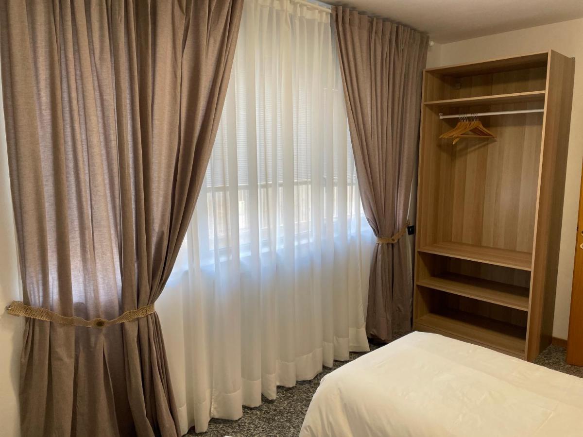 Melannie'S Apartment Бергамо Екстериор снимка