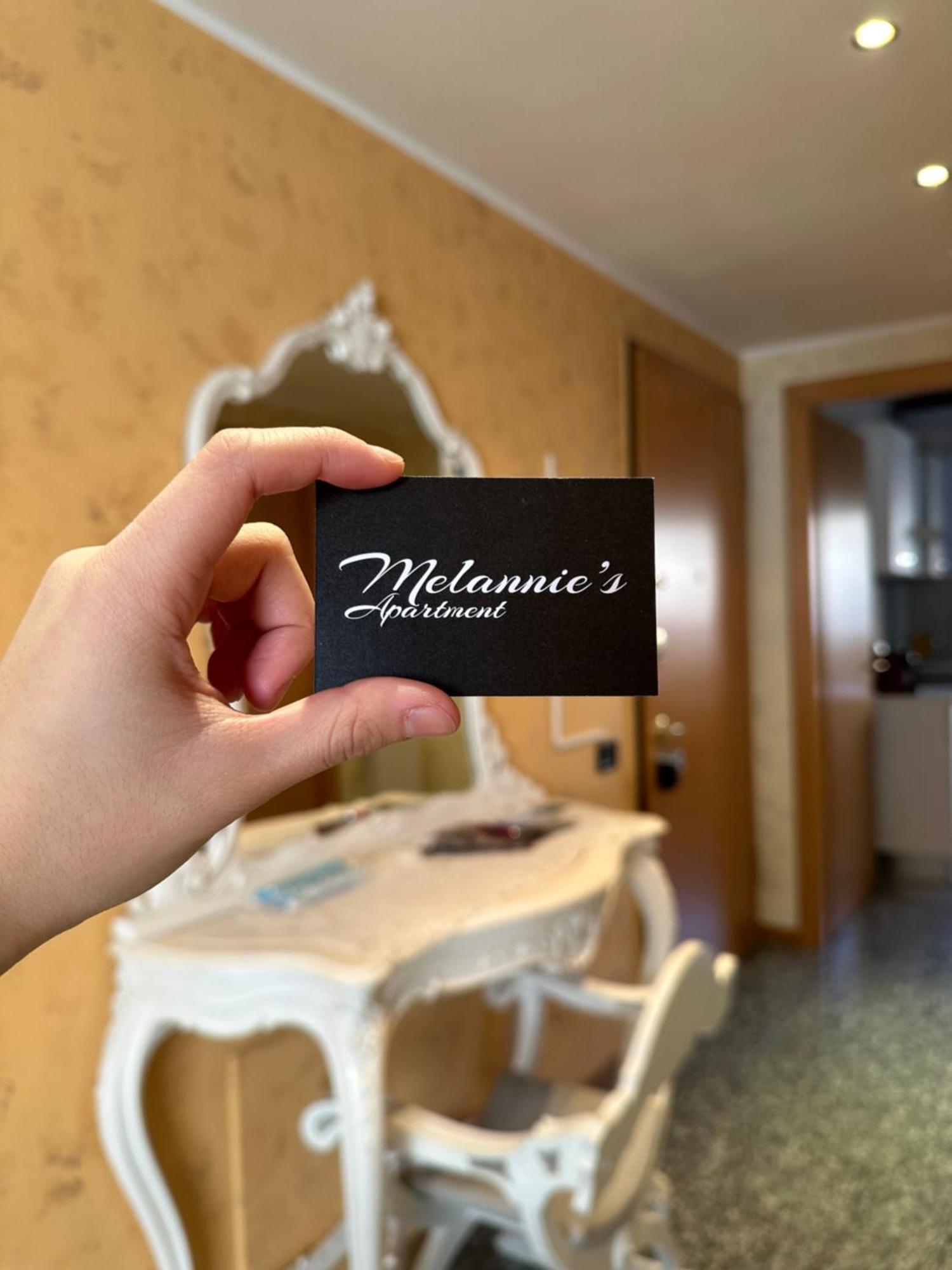 Melannie'S Apartment Бергамо Екстериор снимка
