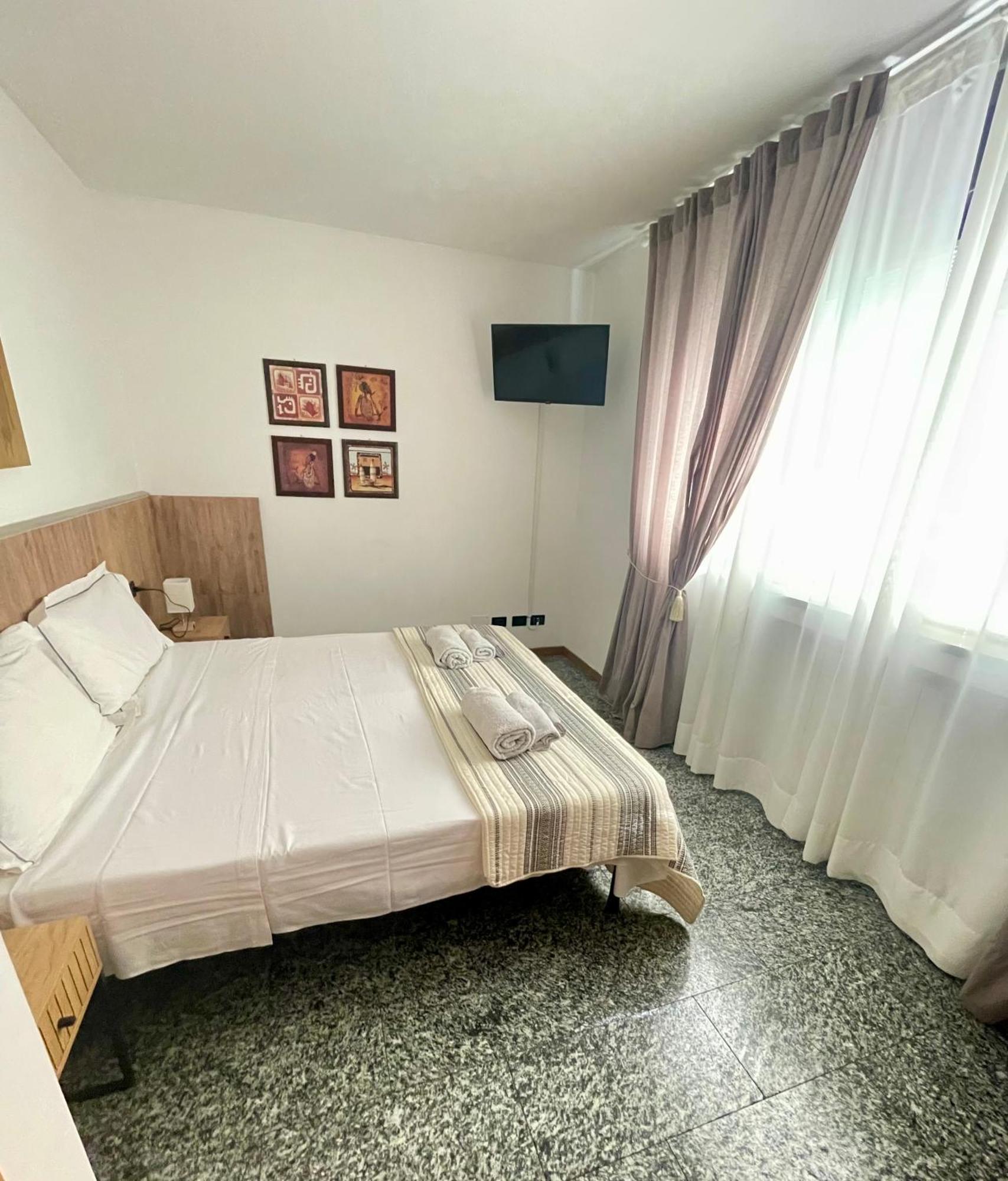 Melannie'S Apartment Бергамо Екстериор снимка