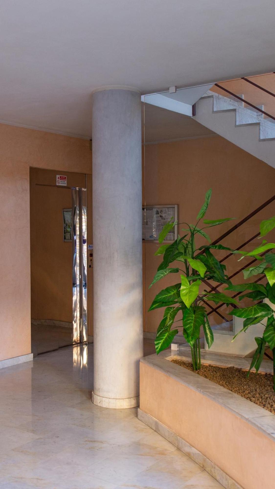 Melannie'S Apartment Бергамо Екстериор снимка